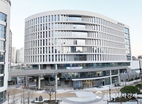 동래 미래 100년 완성을 위한 새로운 도약! 부산 동래구, 2025년 구정 설명회 개최