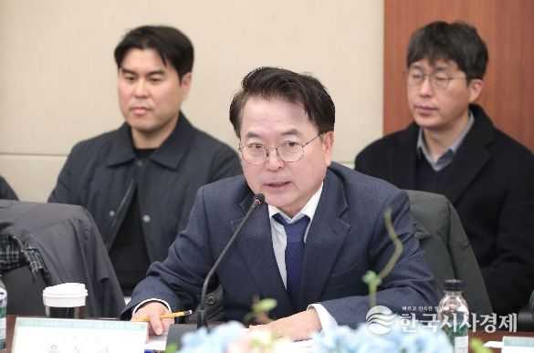 육동한 춘천시장, “미래 위한 투자”…기업혁신파크·도시재생 혁신지구 등 적극 설명