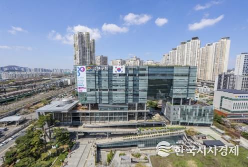 금천구청 종합청사 전경