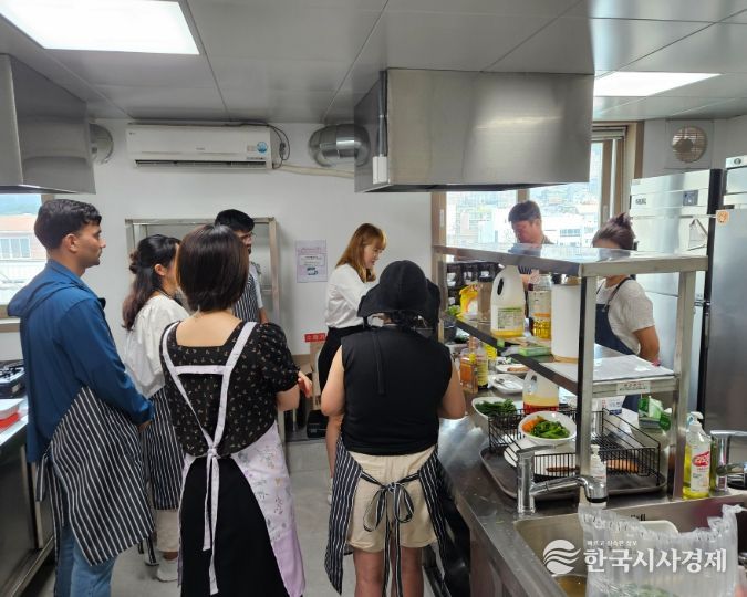 추석 음식 함께 만들고 이야기하는 소셜 다이닝