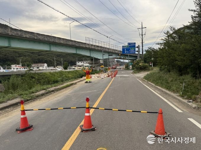 포항시 남구 유강리 가스 누출 지점 인근 도로 통제 현장