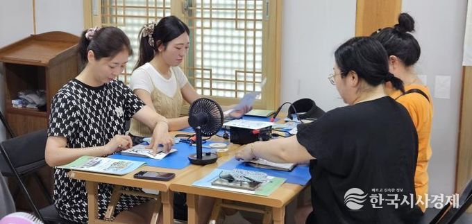 울산중구가족센터, 결혼이주여성 대상 ‘맘쏙서원 힐링 공예’ 진행