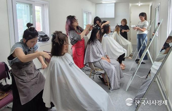 순창 이미용협회 외국인 계절근로자 대상 미용 봉사