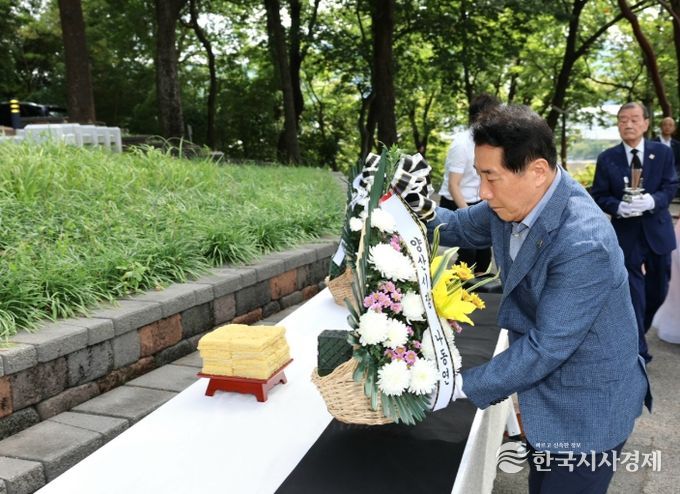 윤현진 선생 서거 104주년 기념 헌다례
