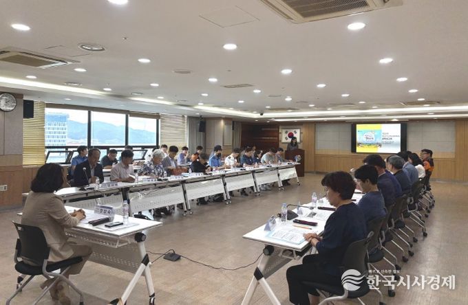 창원특례시, 제25회 마산가고파국화축제 준비 착착... 레트로·뉴트로 매력 더한다