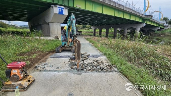 완산구, 하천 산책로 정비로 안전하고 쾌적한 가을길 조성