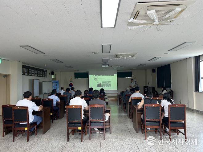 중간평가회 추진