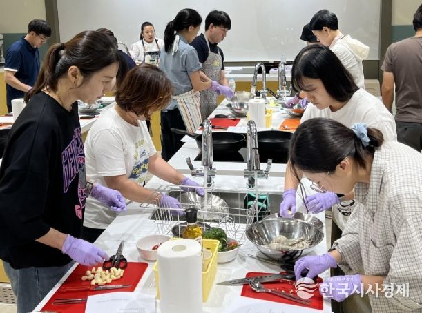 칠곡군, 직장인 맞춤형 ‘퇴근길 자격증 취득반’ 운영