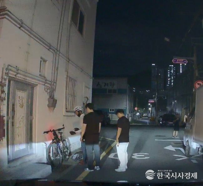 교통단속 공무원, 위급한 주민 신속 구조로 큰 사고 막아