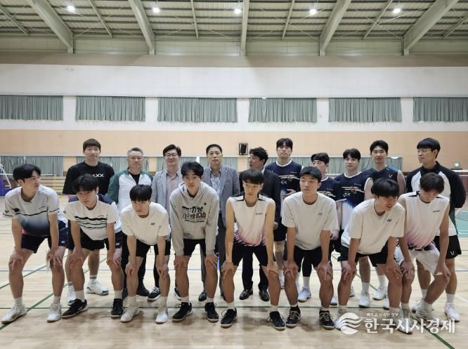 정보고 배드민턴부