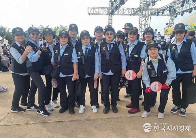 파주시 문산읍 실버경찰대, 문산거리축제의‘보이지 않은 손’으로 활약