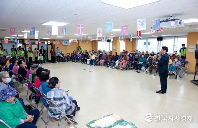 제천종합사회복지관 제9회'우리동네 마을축제'행사 진행