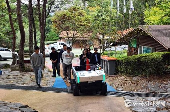 ' 캠핑시즌 무거운 짐 부탁해요! '다실어지니”''