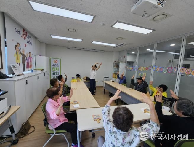 2025년 인지강화교실 수업 사진