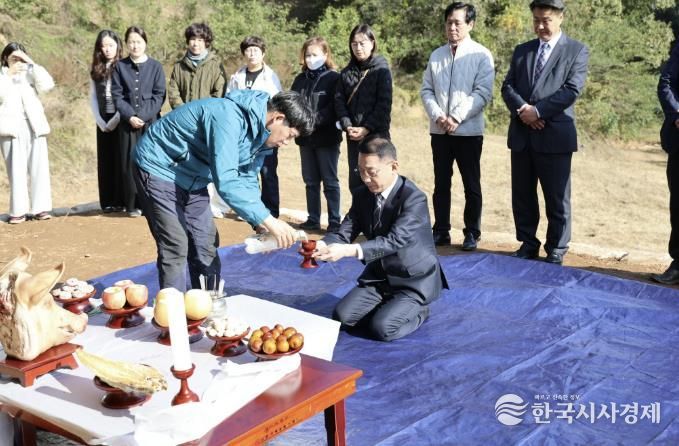 '선비의 길' 영남대로에서 수능합격을 기원하다... 상주 목가리 석조관세음보살입상 합격기원제 열려