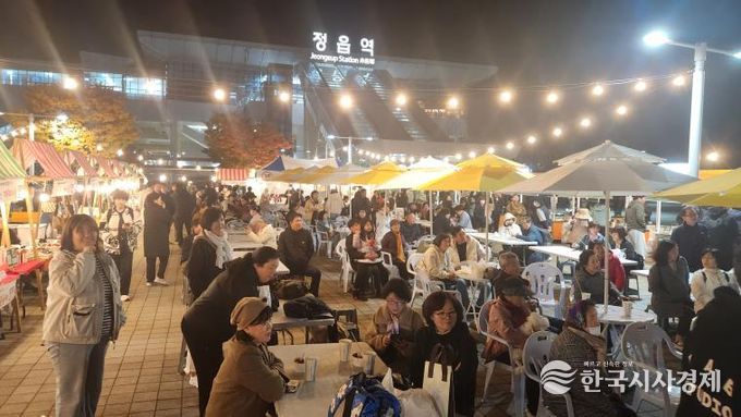 정읍역 광장 ‘북적’…슈퍼푸드 페스티벌, 주말 명소로 ‘우뚝’