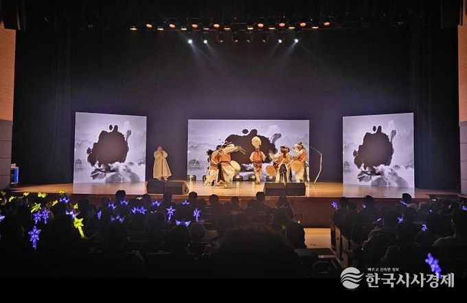 광복80주년 기념공연, 동두천시 시민회관에서 개최