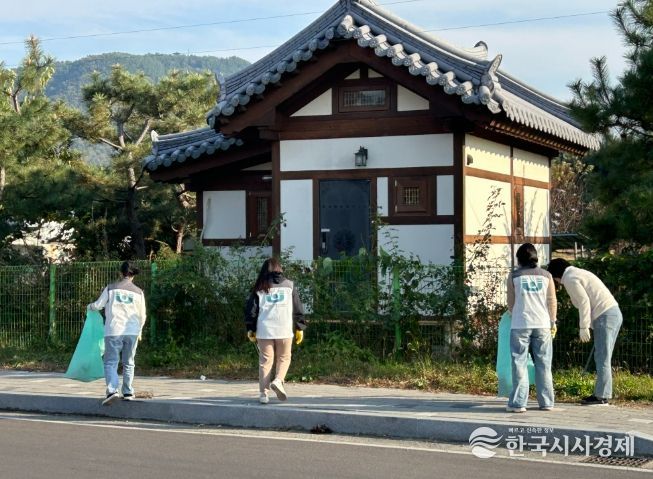함안군사회복지사협회, ‘아라길 플로깅’