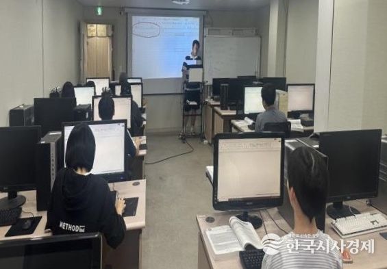 학교 밖 청소년의 자립 역량 '쑥쑥'