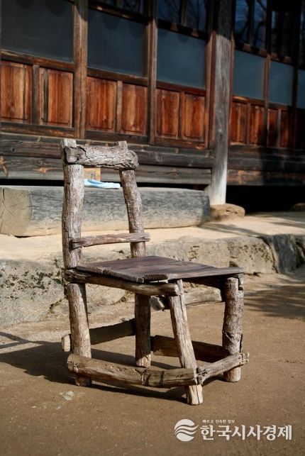 법정스님 ‘빠삐용 의자’, 예비문화유산으로 선정