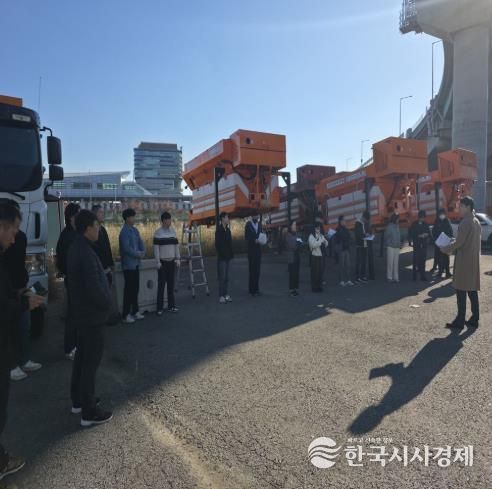 인천 서구, 겨울철 설해 대비 도로 제설을 위한 행정복지센터 담당자 교육 실시