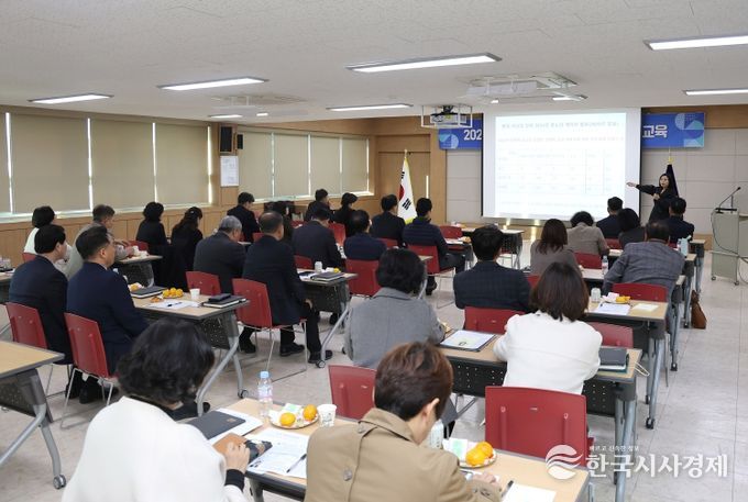 28일 진행한 무안군 고위직 대상 4대 폭력 예방교육