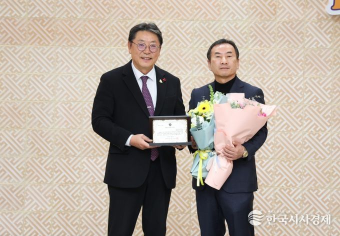 아신유니텍(주) 유재경 대표,12월 자랑스러운 김해 CEO상 수상