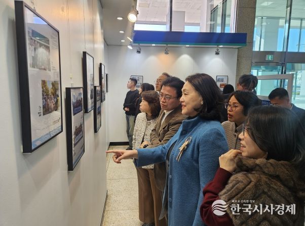 대전동부교육지원청 사진전(교육장님)
