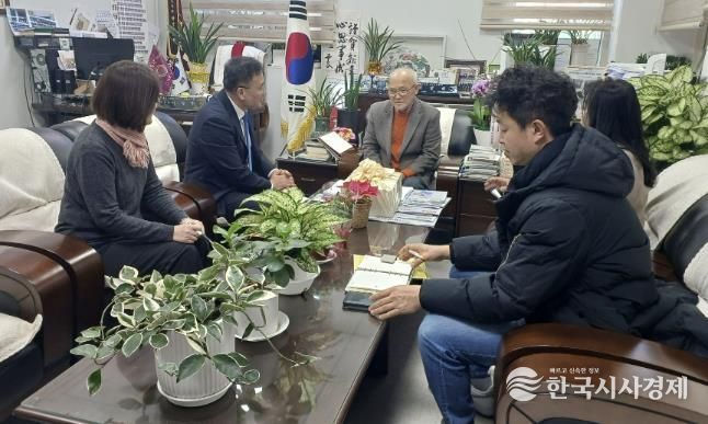 황규돈 수원시 팔달구청장, 취임 첫날 노인복지 현장 방문