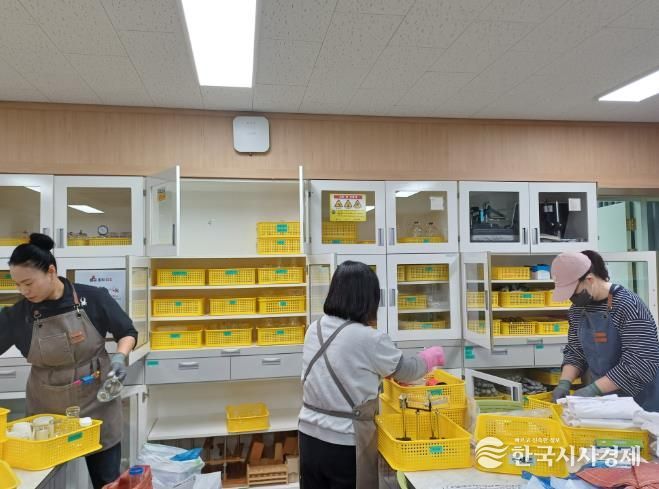 고북초 과학실 정리지원 실시