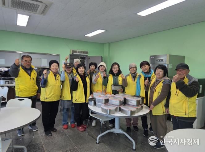 자원봉사 거점캠프 운영 활동-(돌봄서비스 밑반찬 지원)