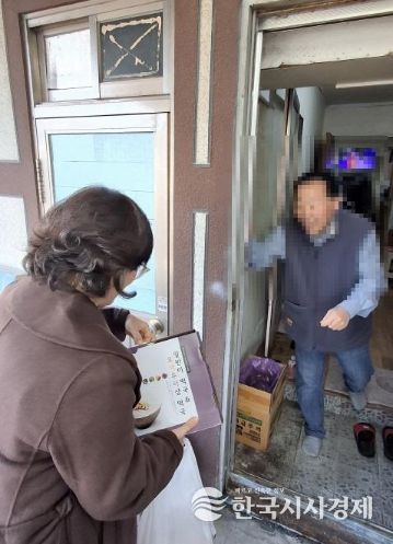 이천시 유혜란 중리동장, 취약계층 대상 ‘찾아가는 복지상담’ 실시