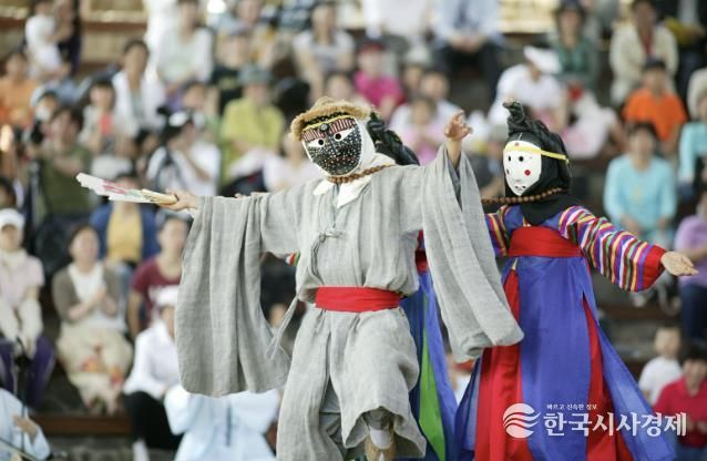 양주별산대놀이마당, 전승교육사 3명 배출… 25년 만의 성과