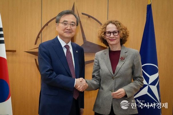 NATO 사무차장 면담