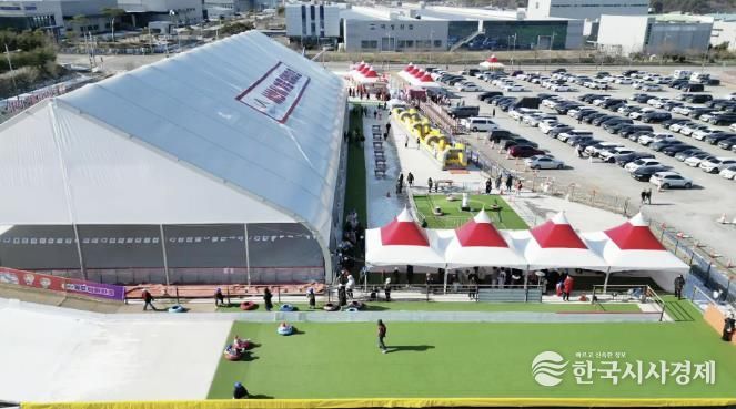 겨울 테마파크 전경