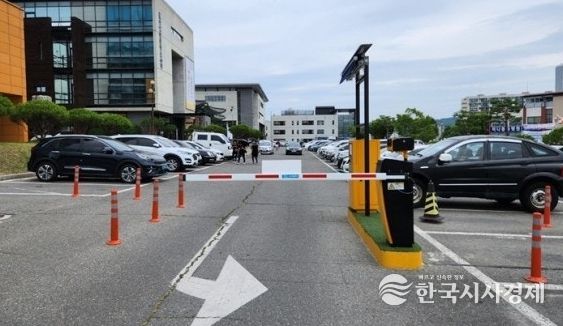 금산다락원 부설주차장