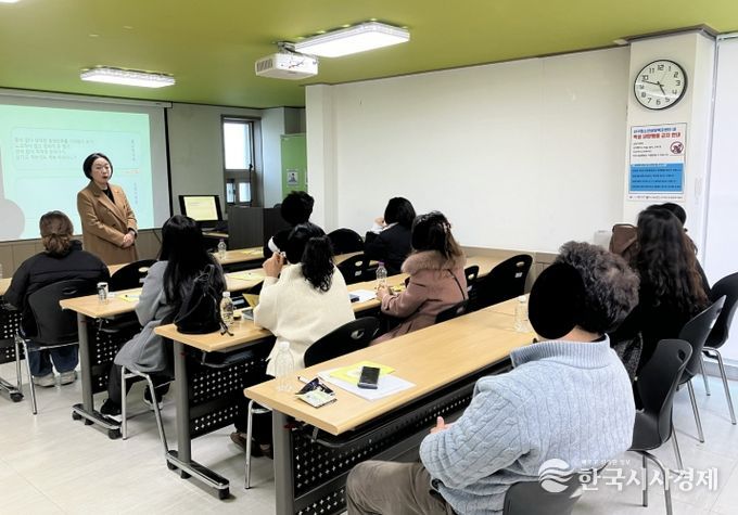 부산서구청소년상담복지센터, '청소년기 자녀의 비행 행동 예방을 위한 부모교육' 실시