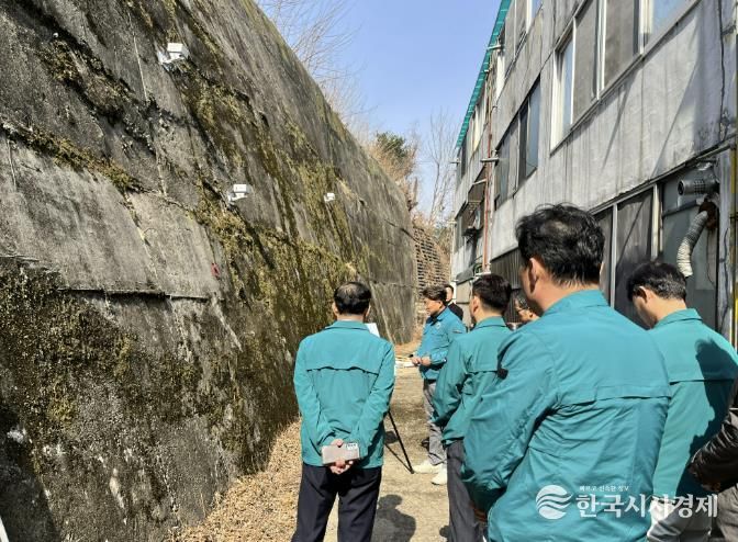 지난해 해빙기 취약시설 점검 모습
