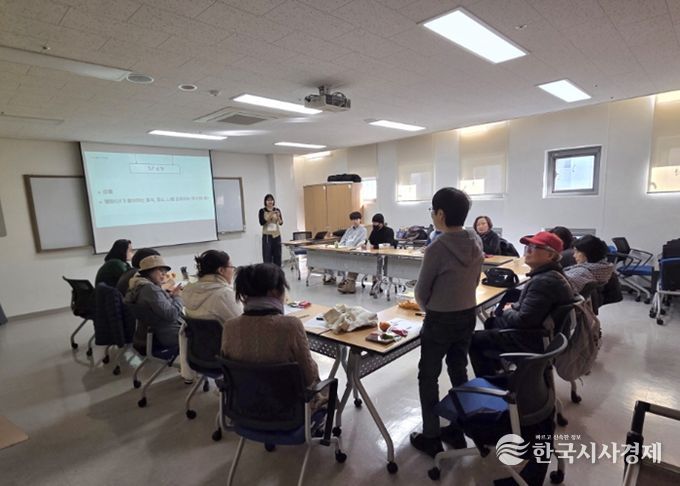 저장강박 증상주민 돌봄 지원을 위한 ‘주민활동가 역량강화’ 교육