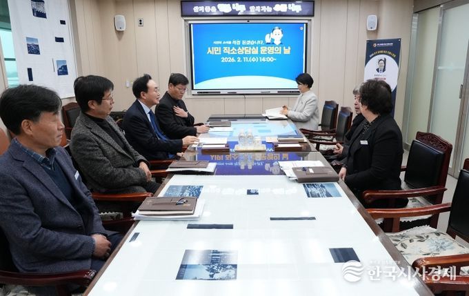 나주시가 매월 1회 운영 중인 시민직소상담실이 시민들로부터 큰 호응을 얻고 있다. 사진은 시민직소상담실 운영 모습.