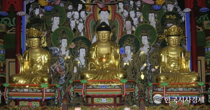 '홍성 용봉사 목조여래삼존상' 道 문화유산 신규지정