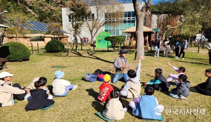 생태 체험 프로그램 활동 모습