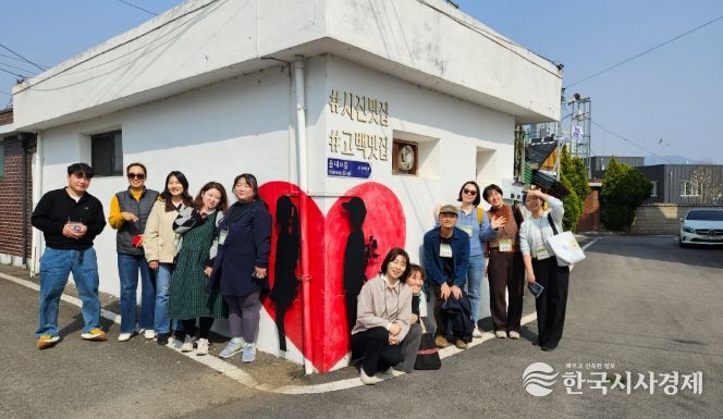 지난 27일 곡성군 시가지에서 추진된 ‘옹기종기 마음정원 투어’ 2차 시범운영