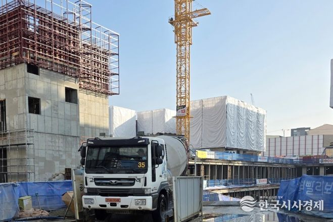 1. 천안시 동남구 공동주택 공사장 현장사진.