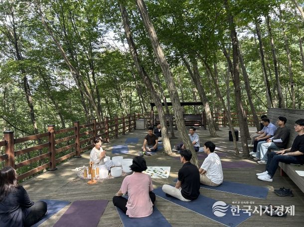 전북자치도, 숲에서 찾는 치유…일상 속 힐링 공간 확대