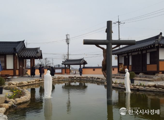 완주, 세계청년대회 앞두고 ‘글로벌 성지’