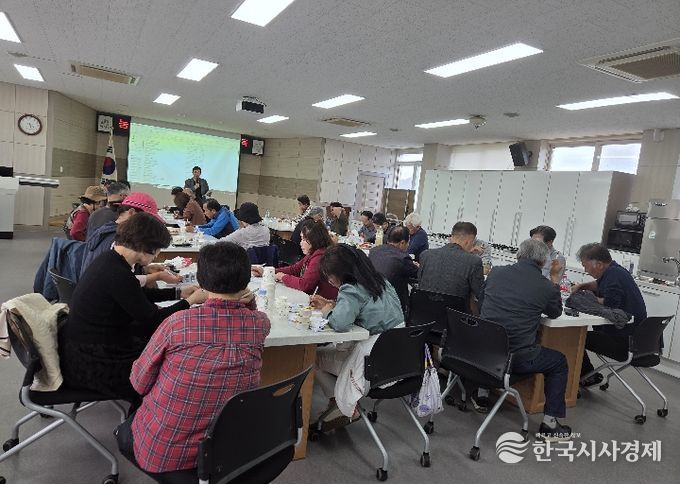 13일 농업기술센터에서 농작업 안전 컨설팅 교육 모습